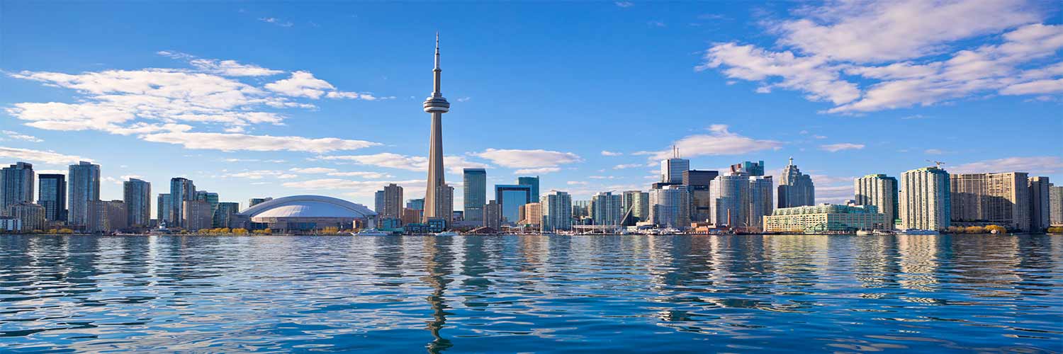 Vacations from New York to Toronto