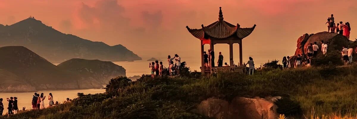 æ¯è¼å¾ä¸å馿¸¯åå¾ èå±± (HKG - HSN)çåªæ