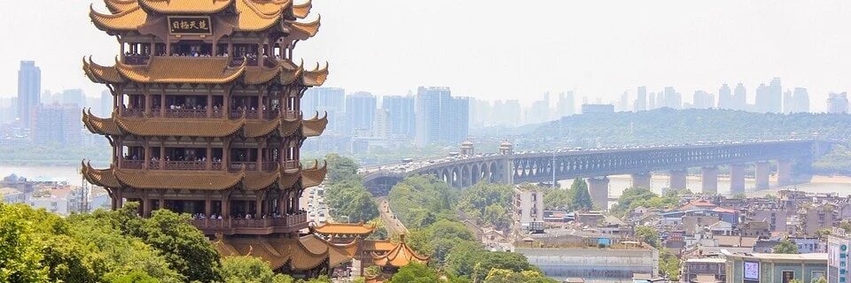 Compare Osaka to Wuhan (KIX - WUH) Deals